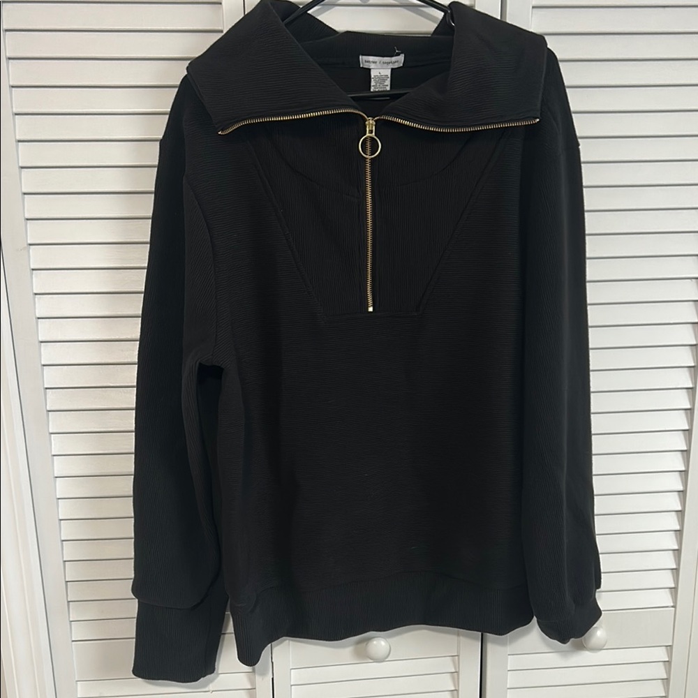 Black Quarter-Zip Pullover